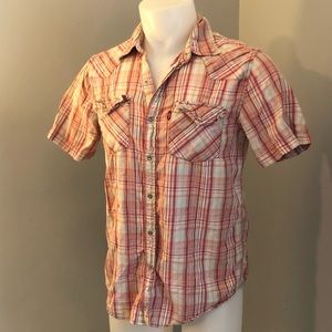 Men’s Levi’s Button Up - Medium